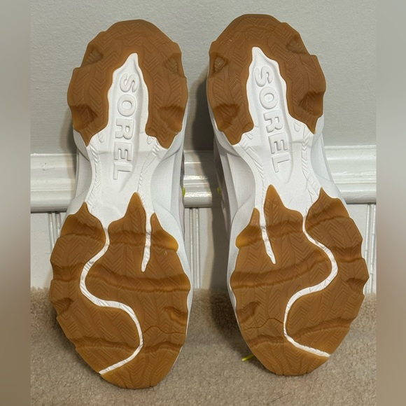 SOREL Sneakers 8.5 - Picture 4 of 13